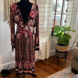 Angie Floral Maxi Dress in Black and Pink